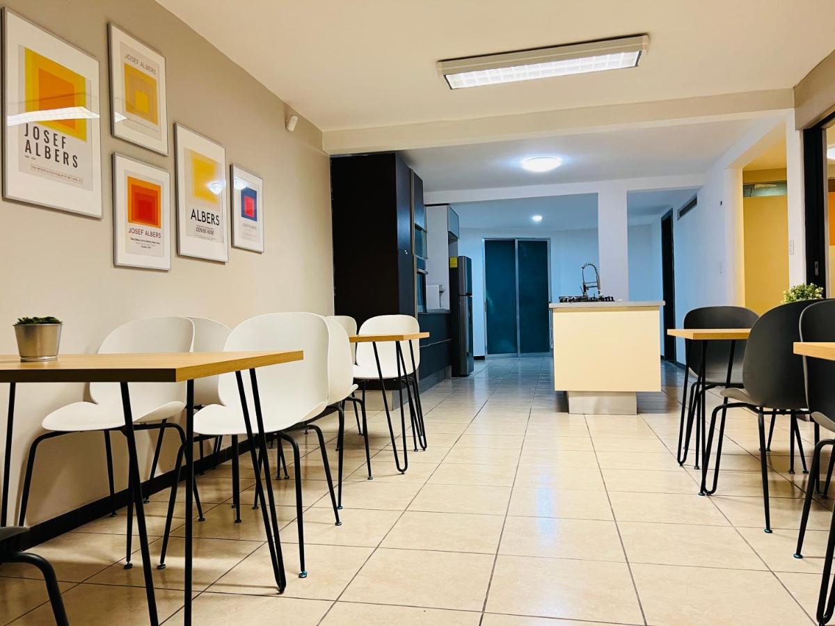 Casa Blanca La Corregidora Suites Bauhaus מראה חיצוני תמונה