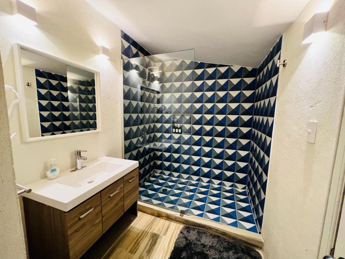Casa Blanca La Corregidora Suites Bauhaus מראה חיצוני תמונה